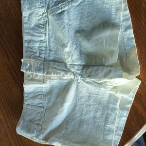 Size small linen blend white shorts